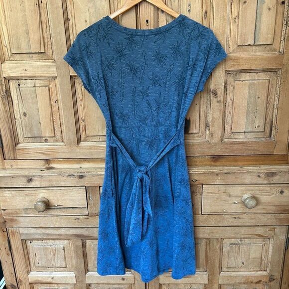 Toad & Co Small Blue T-Shirt Dress Cue Wrap Cafe Dress Update Leaf Print - Picture 4 of 7